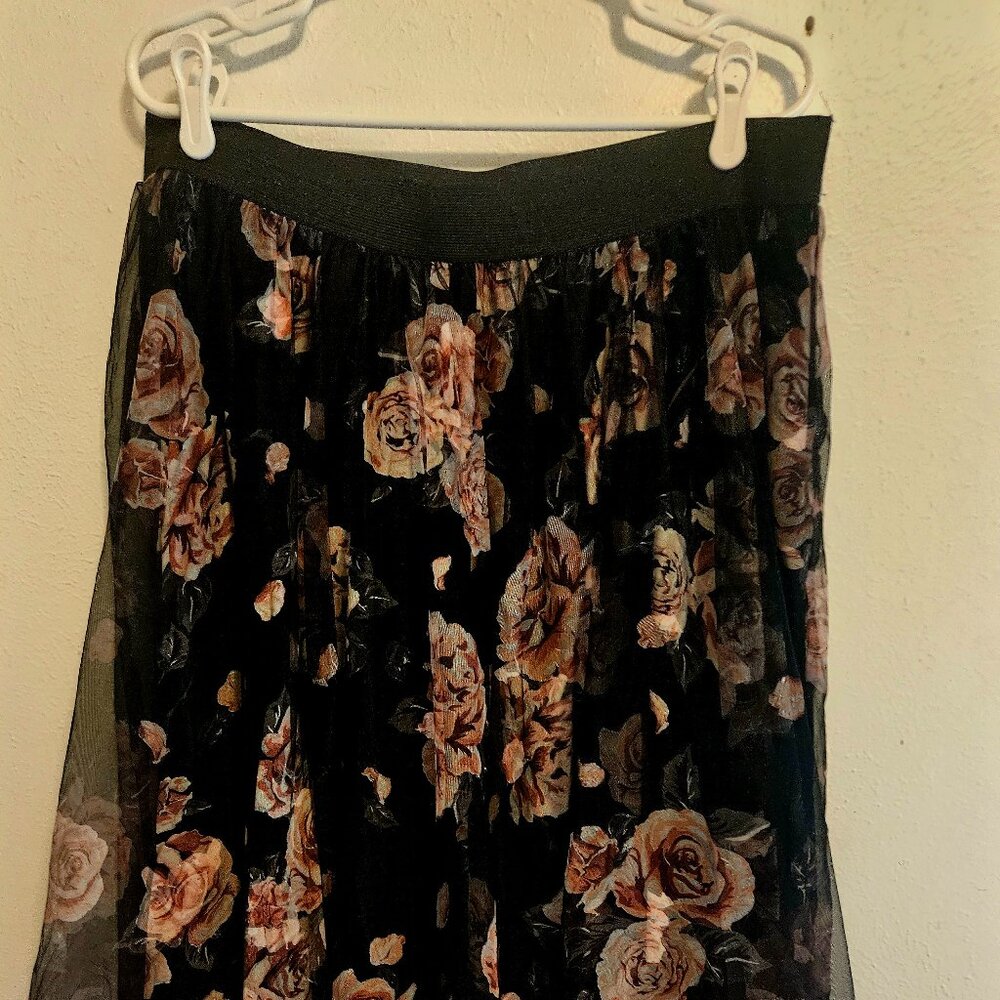 Torrid Rose Print Tulle Sheer Mid Skirt Pink Black Plus Size 1X